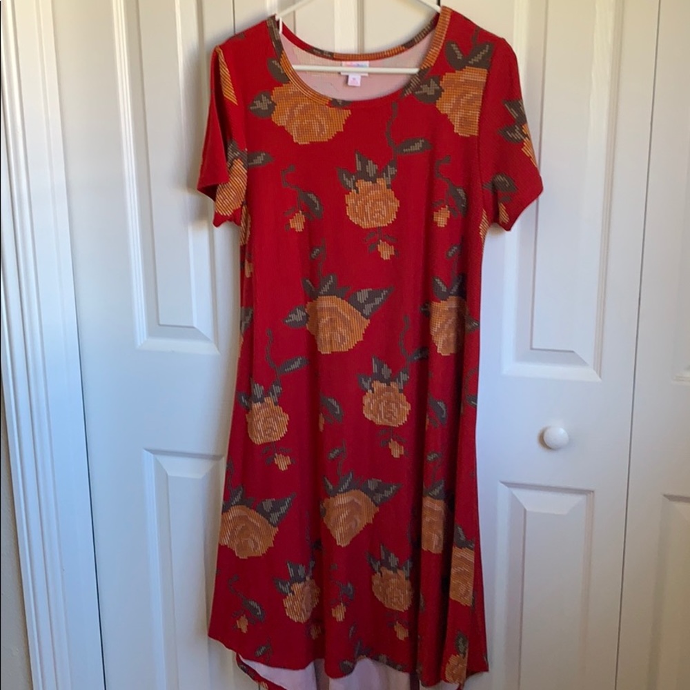 Beautiful Rose Print LuLaRoe Carly